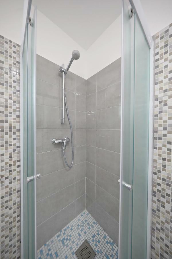 Apartmani Neva, Pridraga Kültér fotó
