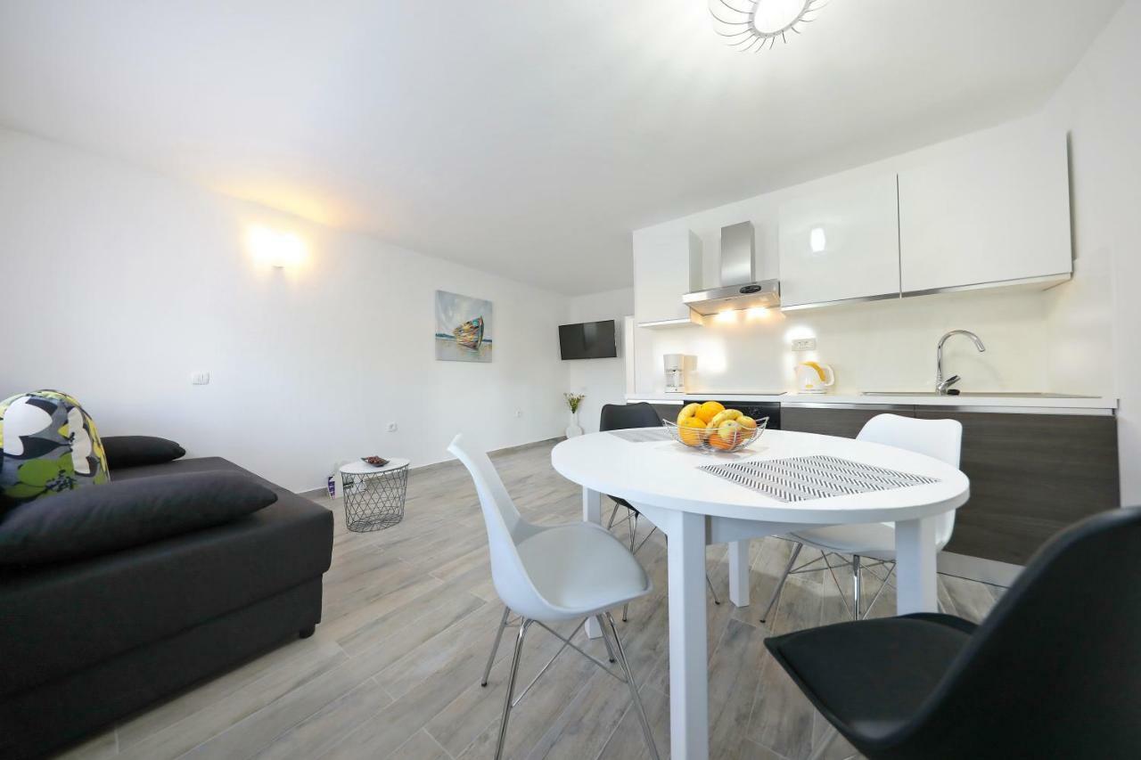 Apartmani Neva, Pridraga Kültér fotó
