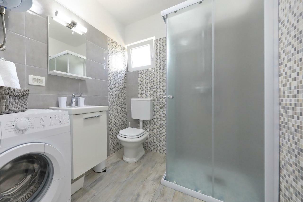 Apartmani Neva, Pridraga Kültér fotó