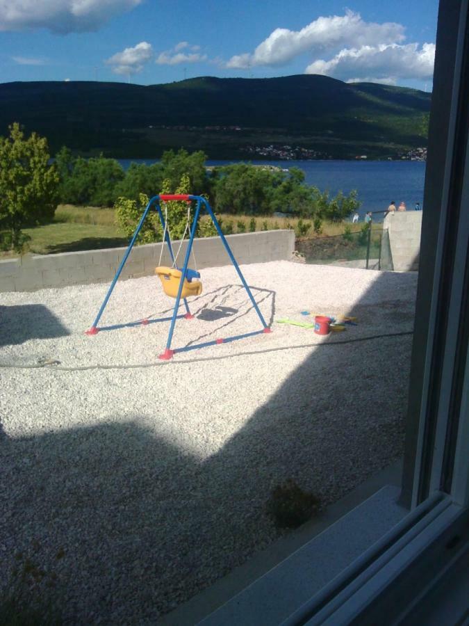 Apartmani Neva, Pridraga Kültér fotó
